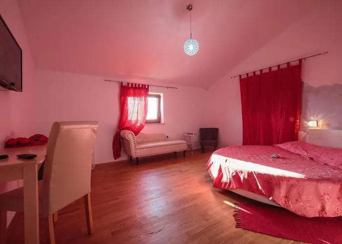 Salambati Villa Smoljanci