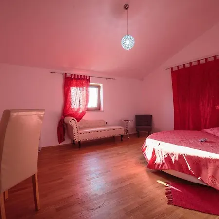 Salambati Villa Smoljanci
